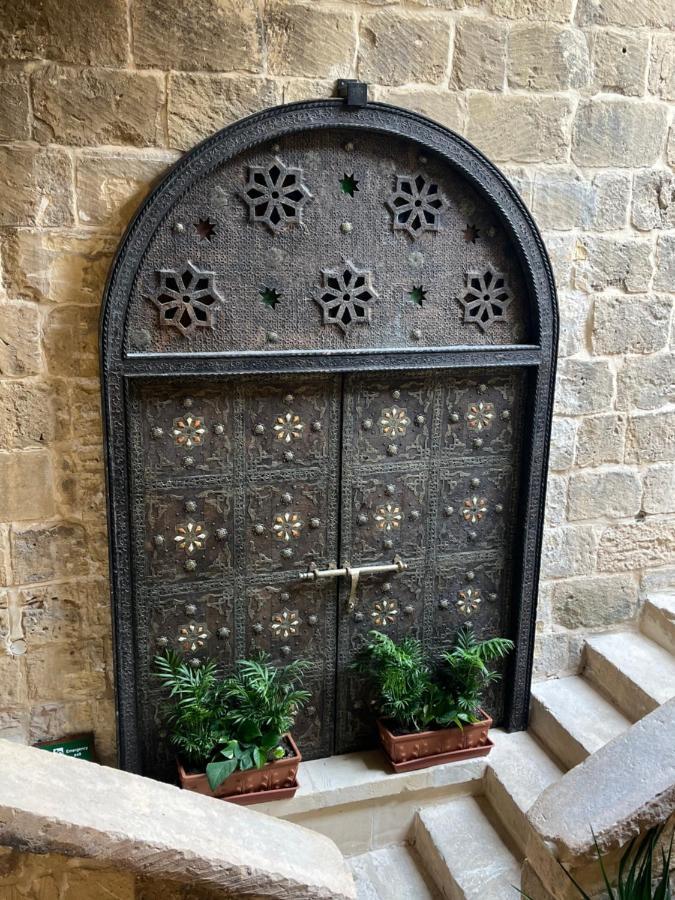 Ta Pinu Guesthouse Gharb  Bagian luar foto