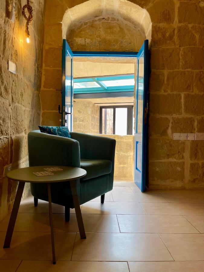 Ta Pinu Guesthouse Gharb  Bagian luar foto