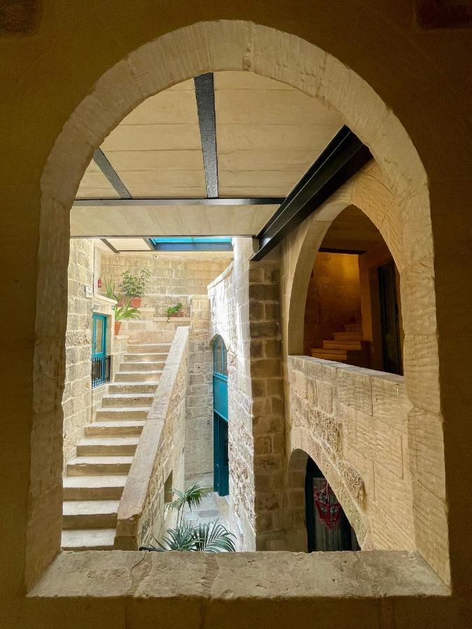 Ta Pinu Guesthouse Gharb  Bagian luar foto
