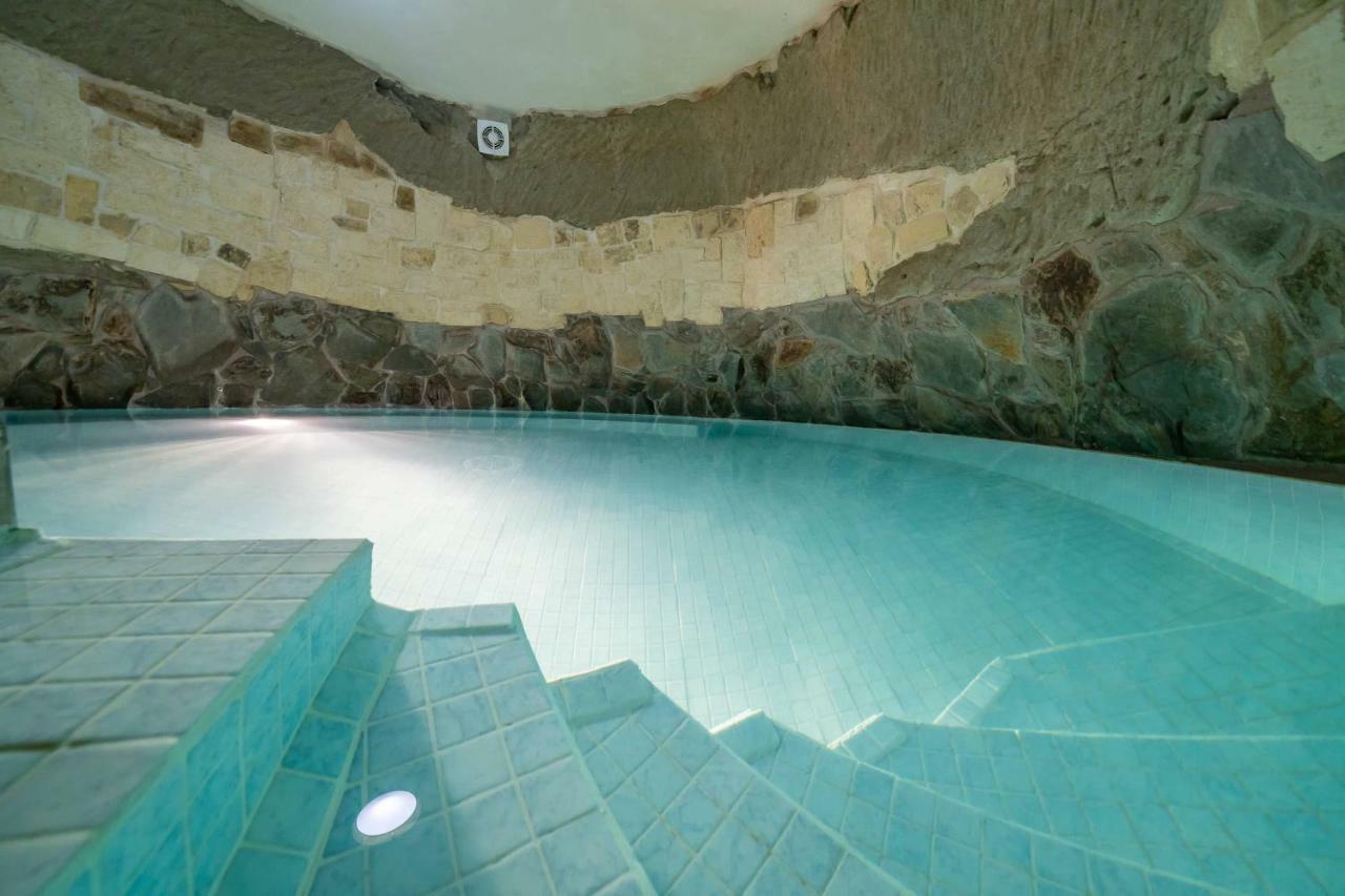 Ta Pinu Guesthouse Gharb  Bagian luar foto
