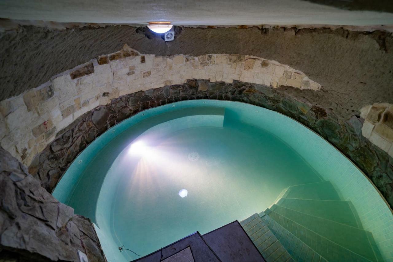 Ta Pinu Guesthouse Gharb  Bagian luar foto